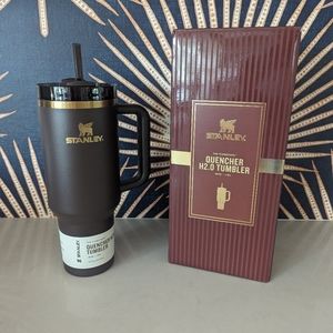 Stanley 40oz - Limited Edition Chocolate Gold